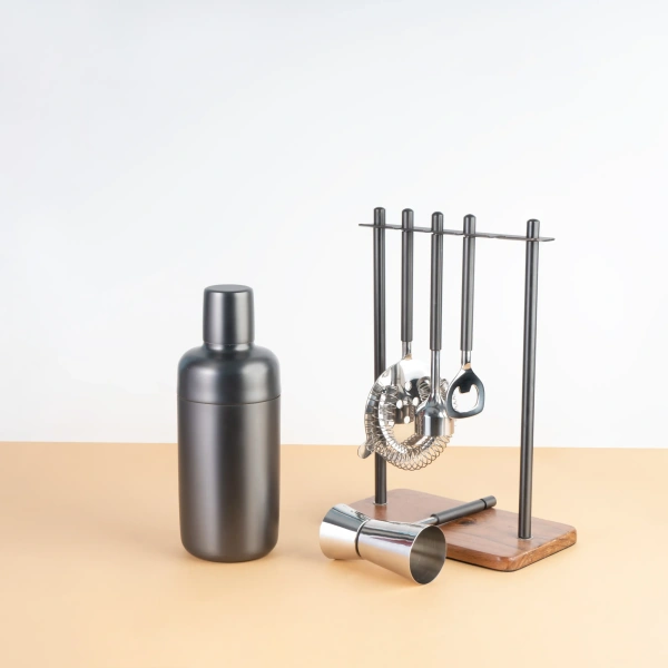 this is an image by the empty space that deals in premium home décor items online in India. The is an image of barware product of the empty spaces. The product is stainless steel bar tool set with the cocktail shaker which is made in India.